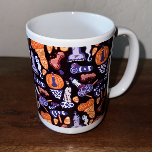 LOOKHUMAN Halloweenies Pattern Coffee Mug, 15 Ounce - Picture 4 of 10